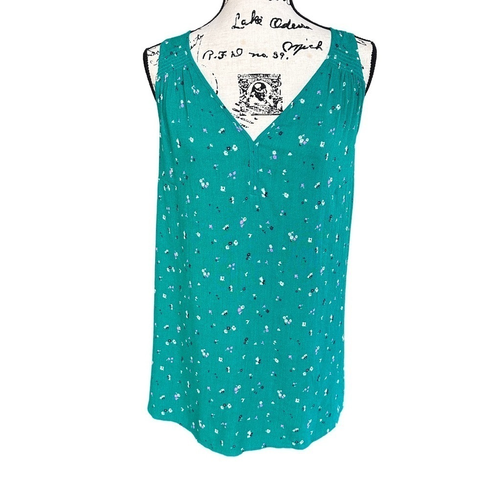 Isabel Maternity by Ingrid & Isabel Floral Teal Top Size M - Picture 4 of 9